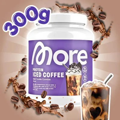 Produktbild von MORE Protein Iced Coffee Dark Cookie Crumble Proteinpulver mit Molkenprotein, Instant Kaffee und Keksstückchen 300 g + Heartforcards Sticker