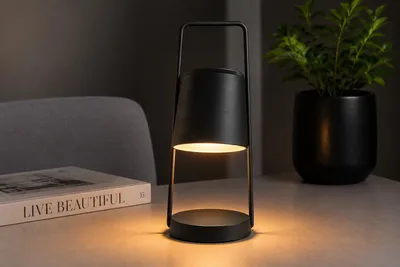 Produktbild von LUMIDA GARDEN Solarleuchten . das Highlight für jeden Außenbereich / Schwarz, KI-generiertes Bild