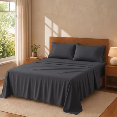 Image de Ensemble de literie 4 pièces - comprenant une housse de matelas, un drap-housse et deux taies d'oreiller - en microfibre de polyester, pour un lit de 180 cm