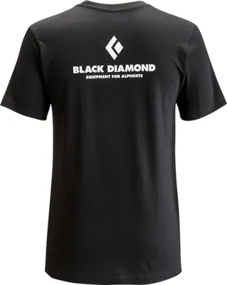 Schwarzes T-Shirt von Black Diamond mit dem Aufdruck "Equipment for Alpinists" auf der Rückseite.