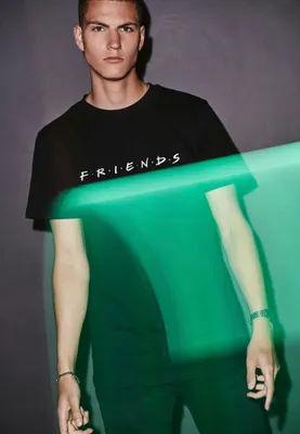 Produktbild von Merchcode T-Shirt Friends Logo Tee Black-XL