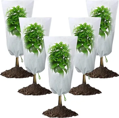 Produktbild von Winterschutz für Pflanzen - Hochwertiges Vlies mit Reißverschluss und Zugband - Geeignet für Bäume und verschiedene Pflanzen, 3 Stück, Weiß, 100cm*120cm