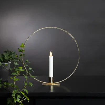 Zdjęcie produktu dla Dekoracja stojąca FLAMME RING mosiądz 28 cm na baterie