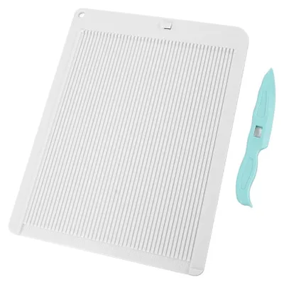 Productafbeelding van Papieren vouwplank - Met meet- en markeerfunctie - Geschikt voor het maken van kaarten en knutselwerkjes - 30,5 x 30,5 cm