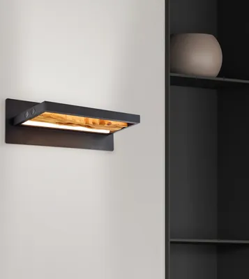 Produktbild von BRILLIANT minimalistische LED Wandleuchte CHAUMONT| Schwarze Wandlampe mit Holzdetail | 9,5W 930 Lumen 3000 Kelvin| Aluminium/Holz