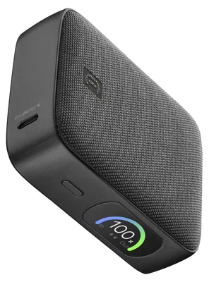 Immagine prodotto di Cellularline PowerView IQ Power Bank 10.000 Power Bank 10.000 mAh con display TFT intelligente e uscita 45W: compatto e potente, con schermo che mostra potenza in input/output e livello batteria. Finiture in tessuto premium.