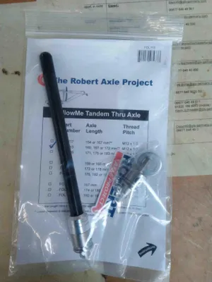 Produktbild von FollowMe Steckachse Robert Axle project M12x1.0 160/167/172