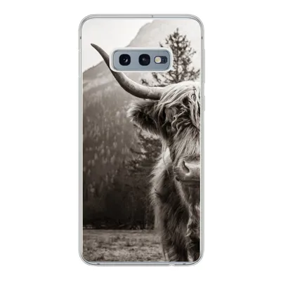 Produktbild von MuchoWow® Handyhülle Schutzhülle Hülle für Samsung Galaxy S10e Scottish Highlander - Stier - Schwarz - Weiß Silikon Softcase Handy Hülle - Handy