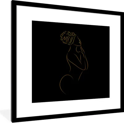 Produktbild von MuchoWow® Gerahmtes Poster Frau - Hut - Schwarz und Gold 40x40 cm - Poster mit Schwarzem Bilderrahmen Wandposter Rahmen Foto Bilder - Poster - Plakat im Rahmen