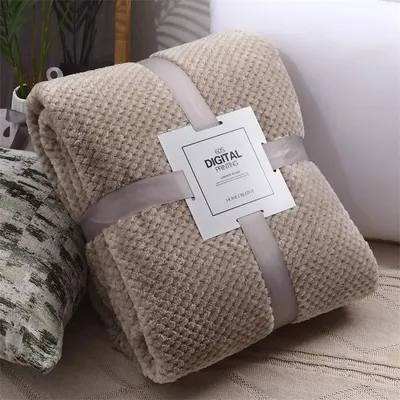 Obrázek produktu pro Vlněná deka č. 1, strukturovaná, rozměry 150 x 200 cm, barva khaki, vhodná jako přehoz na pohovku, přehoz na postel nebo deka.