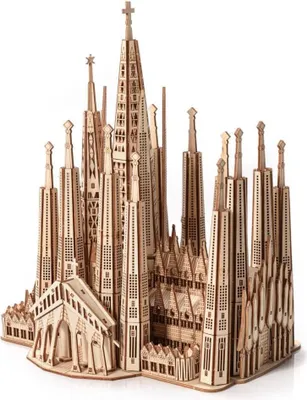 Image de NICE IDEA Puzzle en bois modèle 3D Sagrada Familia E018