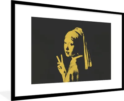 Produktbild von MuchoWow® Gerahmtes Poster Das Mädchen mit dem Perlenohrring - Vermeer - Frieden 90x60 cm - Poster mit Schwarzem Bilderrahmen Wandposter Rahmen Foto Bilder - Wanddekoration - Fotos