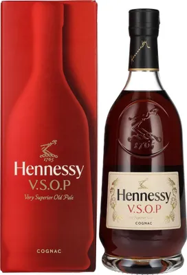 Produktbild von Hennessy V.S.O.P Cognac, 70cl, in Geschenkbox, Harmonischer & körperreicher Cognac aus Frankreich, Komplexe Aromen von Eiche, Gewürzen & Früchten