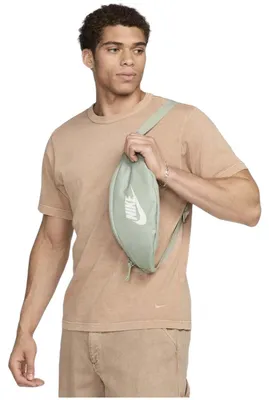 Produktbild von Gürteltasche Nike DB0490-370 für Herren