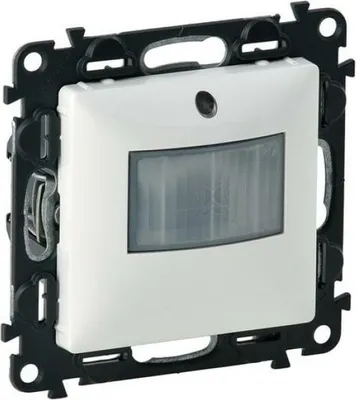 Produktbild von Legrand 3-LEITER BEW.MELDER, 170°, 500 (752173A VALENA)