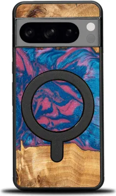 Produktbild von Holzhülle für Google Pixel 8, Bewood Unique Neons Vegas für MagSafe
