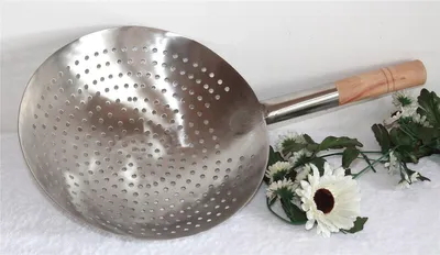 Produktbild von 030 Wok-Sieb Ø 30 cm Metallsieb mit Holzgriff Abtropfsieb Seiher Rundsieb