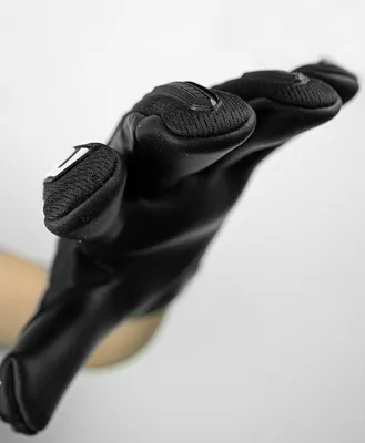 Produktbild von REUSCH Attrakt Freegel Infinity BLACK BLACK 7,5