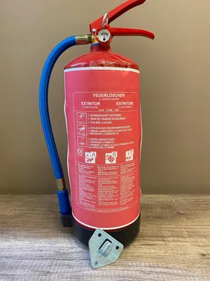 Image de Extincteur 6 Litres avec additif ABF et norme CE