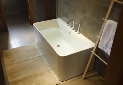Produktbild von Freistehende Badewanne PARIS 170 x 80 x 58,5