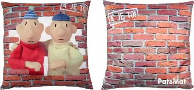 Produktbild von Pat&Mat Kissen 30x30cm, weich, aus Microvelours mit Hohlfaserfüllung und Bilddruck