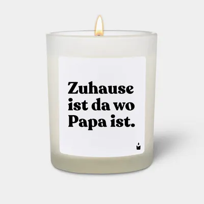 Produktbild von ChattyCandles Duftkerze Weiss Woody Zuhause ist da wo Papa ist.