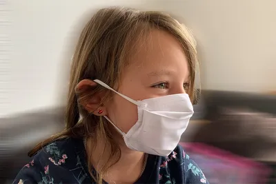 Produktbild von Axis Line Kinder Mund- und Nasenmaske Gesichtsmaske 2 lagig 100 % Baumwolle waschbar wiederverwendbar EU mit Gummiband Standard 100
