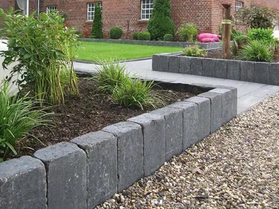 Produktbild von Diephaus Mauerstein Antik Gek. Basalt 42/21/14 Cm 72/Dbp