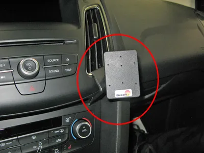 Produktbild von Brodit ProClip Fahrzeughalter 855066 - Winkelbefestigung - Ford Focus 15-18