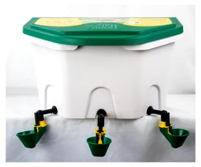 Produktbild von 8 Liter Tränke mit 3 Tränkeplätzen für Geflügel