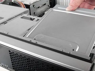 Produktbild von RM24200-L (silber/schwarz, 2 Höheneinheiten)