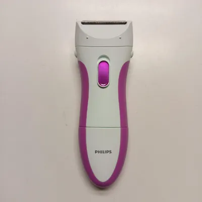 Image de Philips Rasoir Ladyshave Wet & Dry HP6341/00 - Rasoir électrique sans fil pour femmes, pour aisselles, jambes et maillot, à utiliser sur peau mouillée ou sèche
