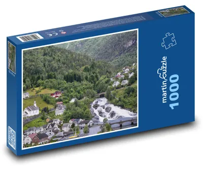 Obrázek produktu pro Puzzle 1000 Norsko - řeka a vesnice - martinpuzzle