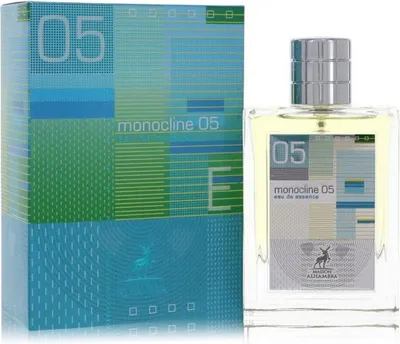 A perfume bottle and its box are displayed side-by-side against a white background.