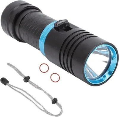 Obrázek produktu pro Vodotěsná LED svítilna 5000 lm pro noční výlety a potápění
