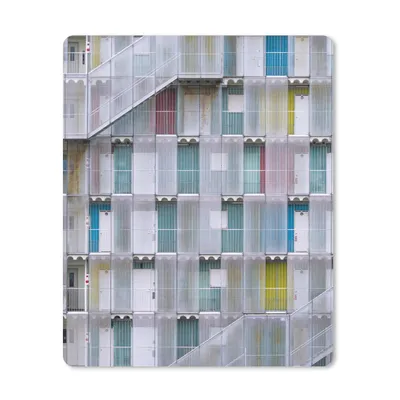 Produktbild von MuchoWow® Mauspad Mousepad Wohnungen - Türen - Architektur - Treppe 30x40 cm - Mousepads - Maus Mat - Pad - Mausunterlage - Mausmatten