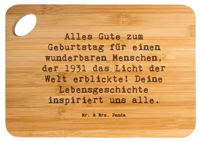 Produktbild von Mr. & Mrs. Panda Schneidebrett Spruch 1931 Geburtstag - Transparent - Geschenk, Geburtstagswünsche, schneidunterlage, Jubiläum, Holzbrett, herzliche Wünsche, Brett, Alter