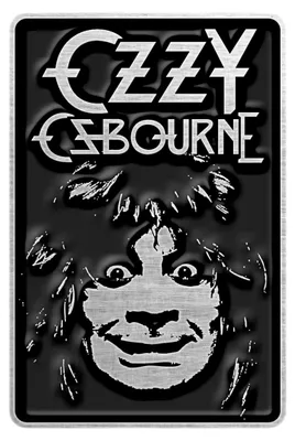 Image de Ozzy Osbourne - Badge « Madman », métal commun, épingle RO15545 (taille unique) (gris/noir)