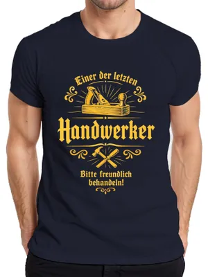Productafbeelding van Eén van de laatste ambachtslieden. Graag een statement. Sarcasme. Heren T-shirt, marineblauw, maat L