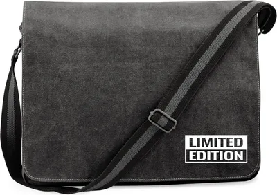Produktbild von Huuraa Umhängetasche Limited Edition Schriftzug 14 Liter Black Canvas Laptoptasche Geschenkidee