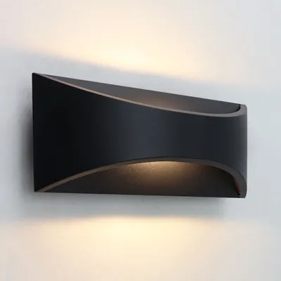 Produktbild von Olucia - THUY - Außenlampe - Schwarz