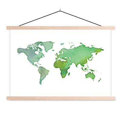 Produktbild von MuchoWow® Textilposter Weltkarte - Aquarell - Grün 120x80 cm mit holzfarbenen Rahmen - Aufhängeset