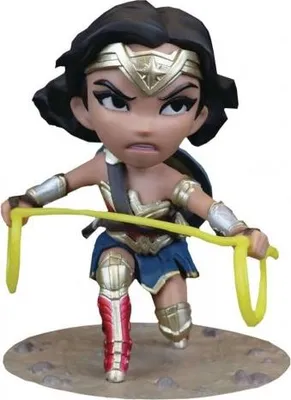 Produktbild von Quantum Mechanix Justice League Movie Q-Fig Figur Wonder Woman 9 cm