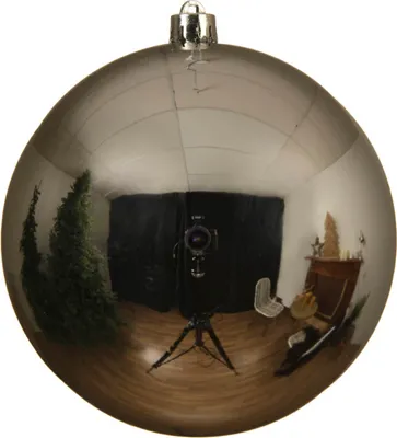 Produktbild von Bruchfeste Outdoor L Weihnachtskugel Silberfarben Ø 14 cm aus Kunststoff