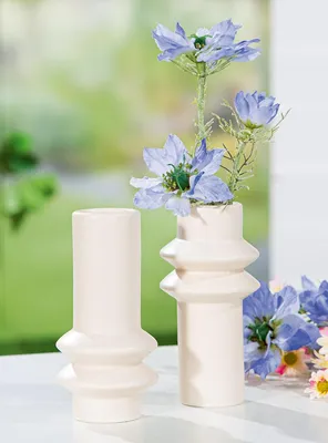 Produktbild von Gilde Vase, Mascapo, Porzellan, hellbraun, VE 8, 2fach sortiert, D. 6.5 cm Höhe: 13.00 cm Durchmesser: 6.50 cm 58287