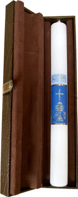 Produktbild von Set Taufkerze Jungen 400 x Ø 40 mm mit Namensverzierung und Geschenketui