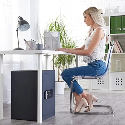 Produktbild von Yale Elektronischer Tresor Extra groß, YSEM/520/EG1, mit Tastenfeld, Schwarz