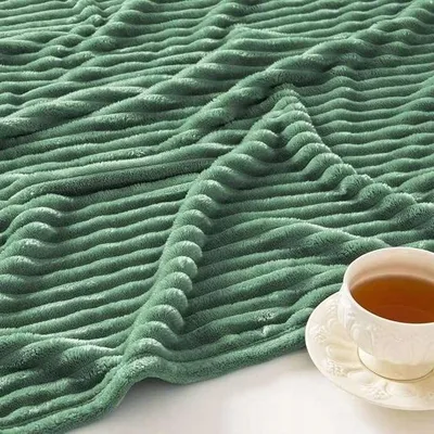 Zdjęcie produktu dla Miękki Koc Flanelowy 150x200 cm Narzuta Ciepła Jasnozielony