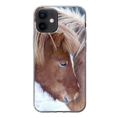 Produktbild von MuchoWow® Handyhülle Schutzhülle Hülle für iPhone 12 Pferde - Fohlen - Schnee Silikon Softcase Handy Hülle - Schutzhülle