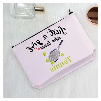 Produktbild von Kosmetiktasche für Mädchen, die Tennis spielen, Geschenke für Tennisliebhaber, kleine Reisetasche in Pink